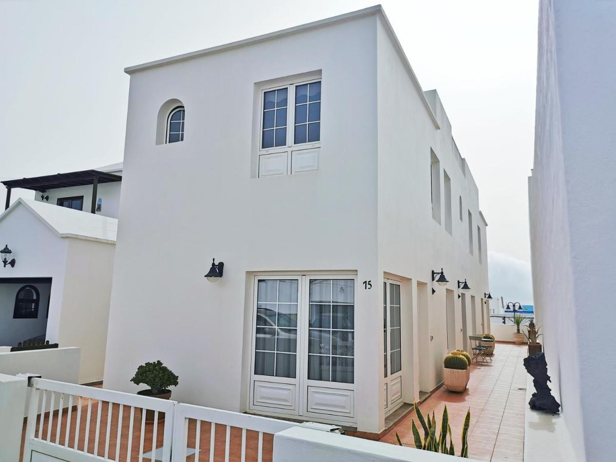 Apartamentos Brito Orzola Kültér fotó