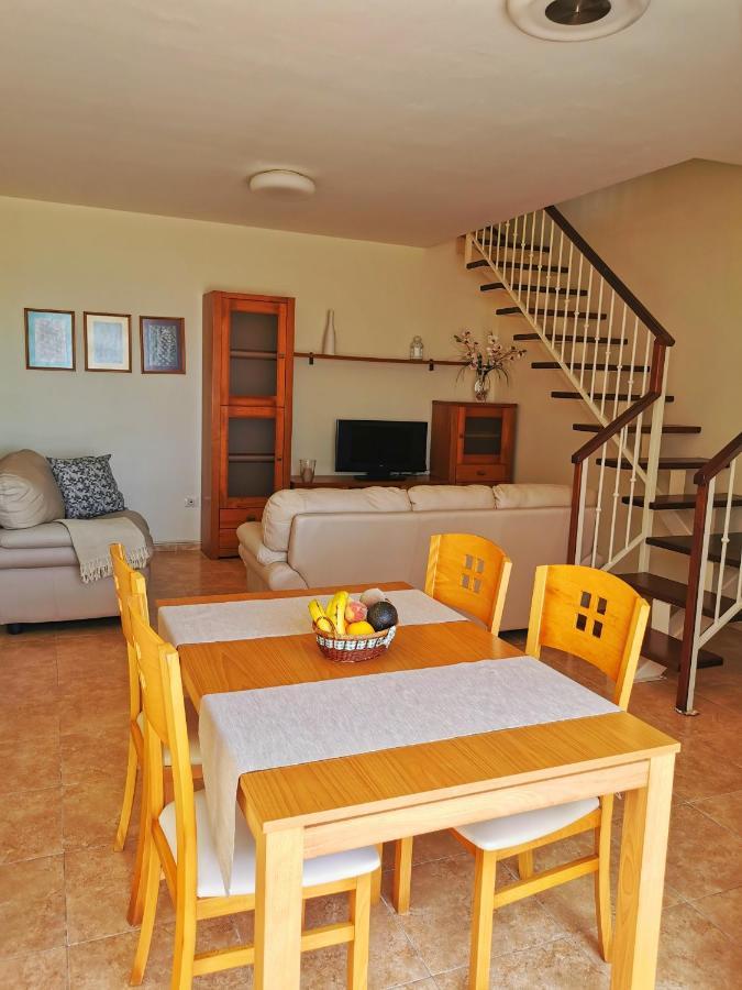 Apartamentos Brito Orzola Kültér fotó